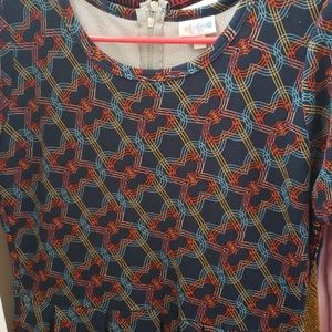 Lularoe amelia size small